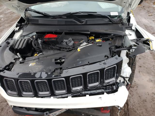 Photo 6 VIN: 3C4NJDDB6LT232759 - JEEP COMPASS 