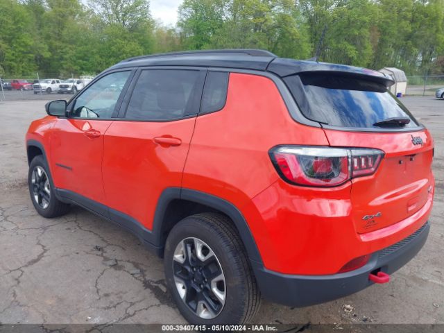 Photo 2 VIN: 3C4NJDDB7JT128911 - JEEP COMPASS 