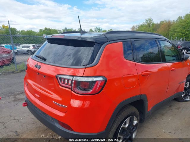 Photo 3 VIN: 3C4NJDDB7JT128911 - JEEP COMPASS 