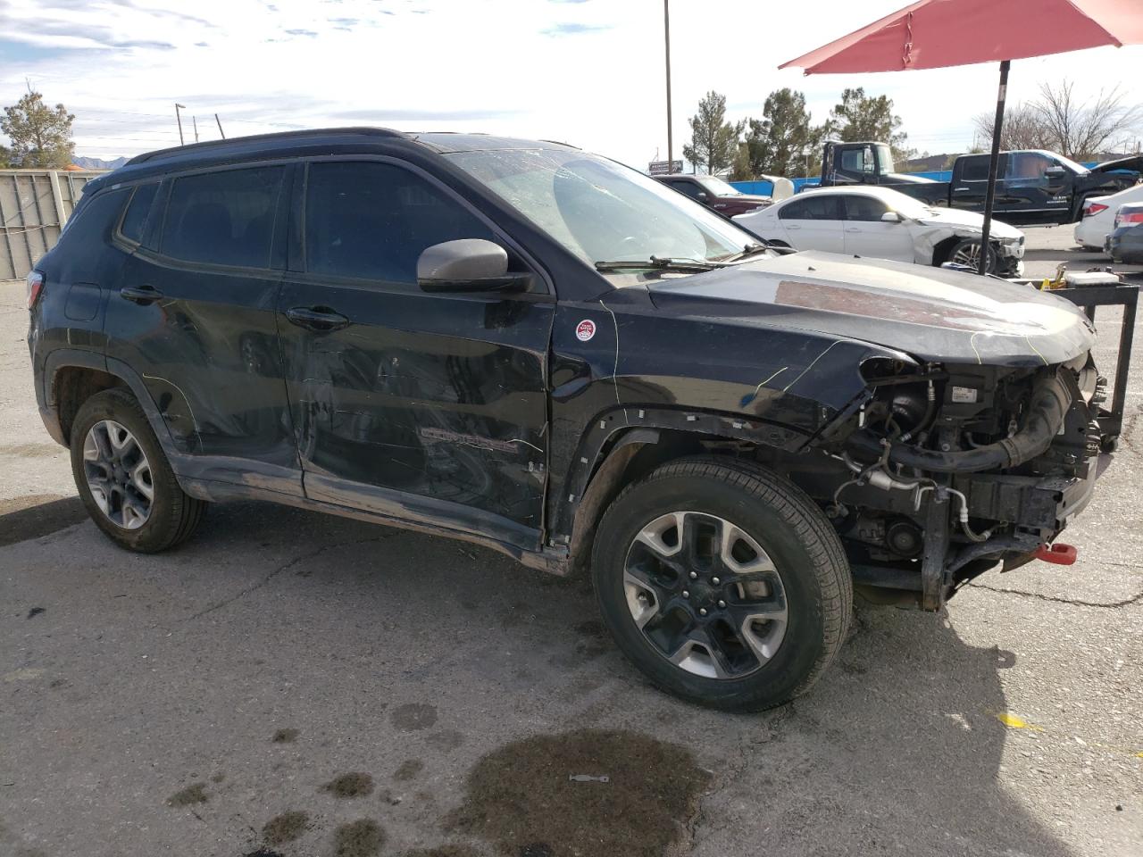 Photo 3 VIN: 3C4NJDDB7JT207477 - JEEP COMPASS 