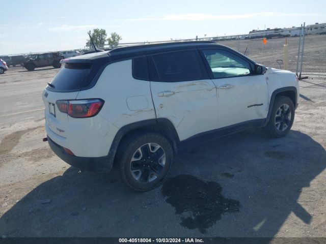 Photo 3 VIN: 3C4NJDDB7JT410675 - JEEP COMPASS 