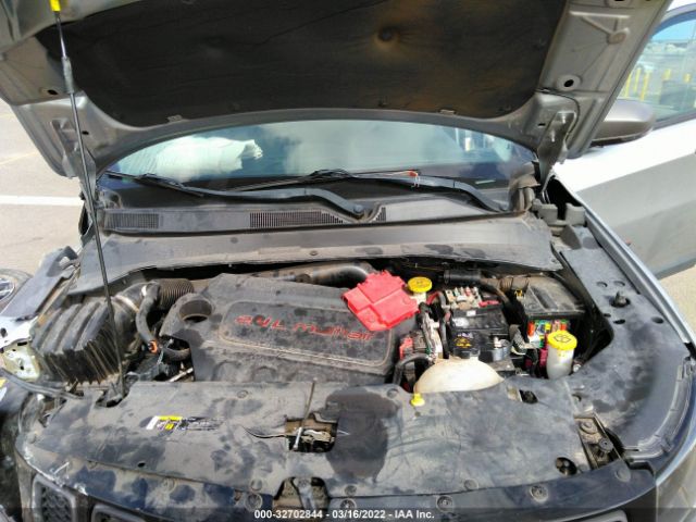 Photo 9 VIN: 3C4NJDDB7KT702828 - JEEP COMPASS 