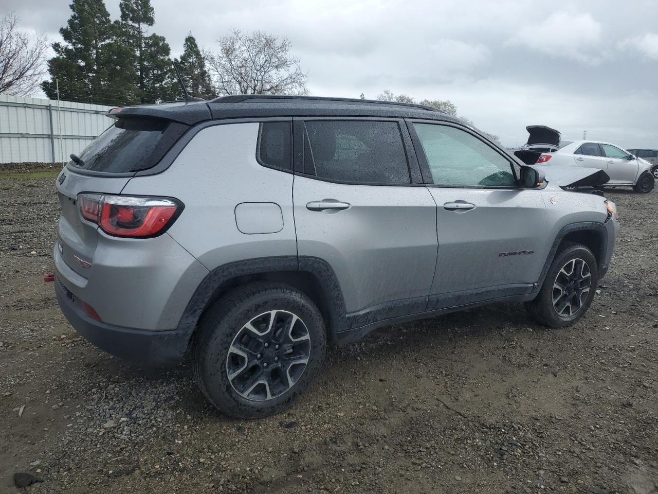 Photo 2 VIN: 3C4NJDDB7LT145114 - JEEP COMPASS 