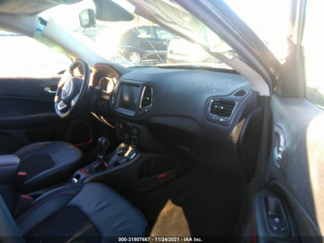 Photo 4 VIN: 3C4NJDDB7LT256309 - JEEP COMPASS 