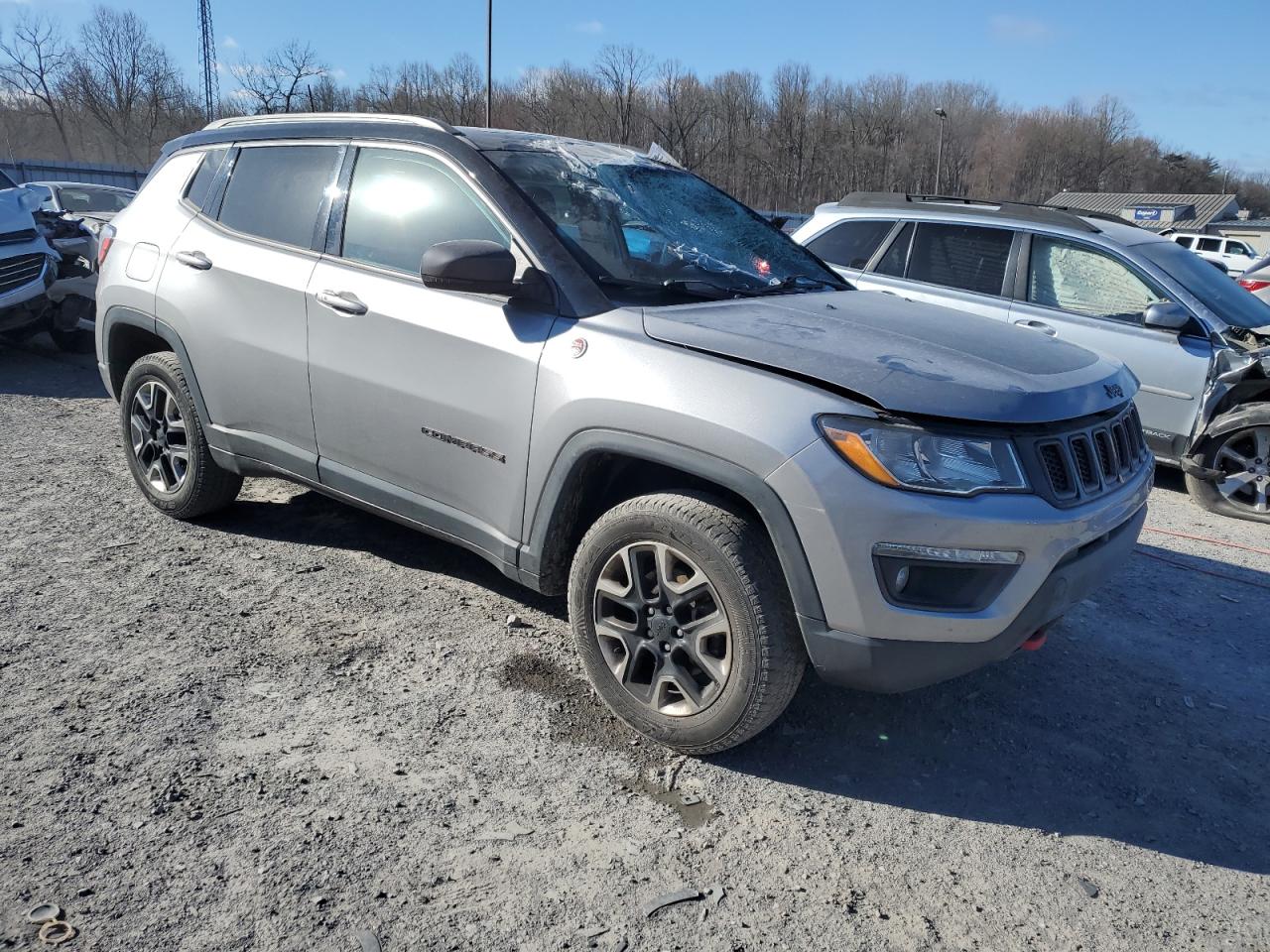 Photo 3 VIN: 3C4NJDDB8HT607039 - JEEP COMPASS 