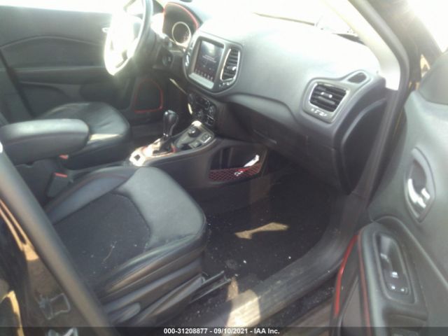 Photo 4 VIN: 3C4NJDDB8HT630675 - JEEP COMPASS 