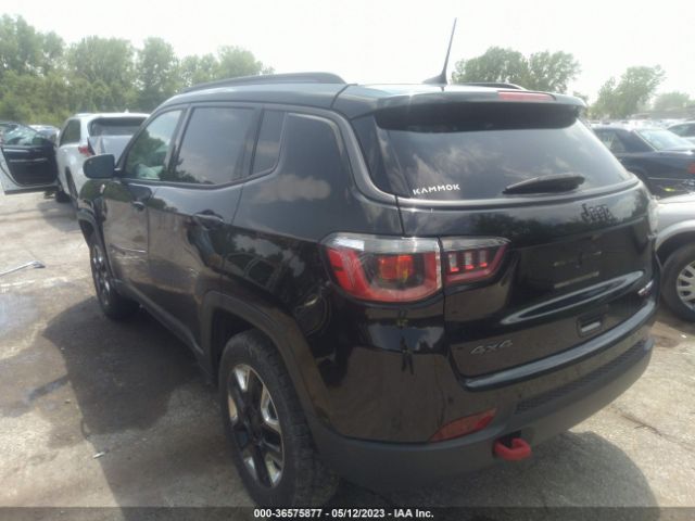 Photo 2 VIN: 3C4NJDDB8JT129419 - JEEP COMPASS 