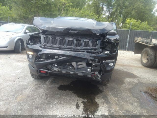 Photo 5 VIN: 3C4NJDDB8JT129419 - JEEP COMPASS 