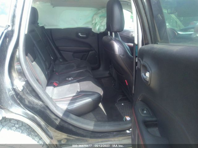 Photo 7 VIN: 3C4NJDDB8JT129419 - JEEP COMPASS 