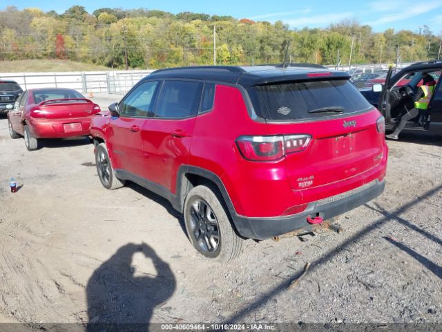 Photo 2 VIN: 3C4NJDDB8JT262715 - JEEP COMPASS 