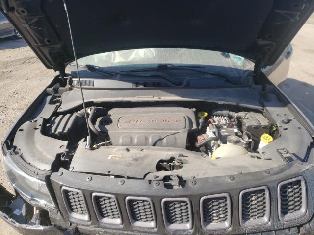 Photo 6 VIN: 3C4NJDDB8JT451476 - JEEP COMPASS 