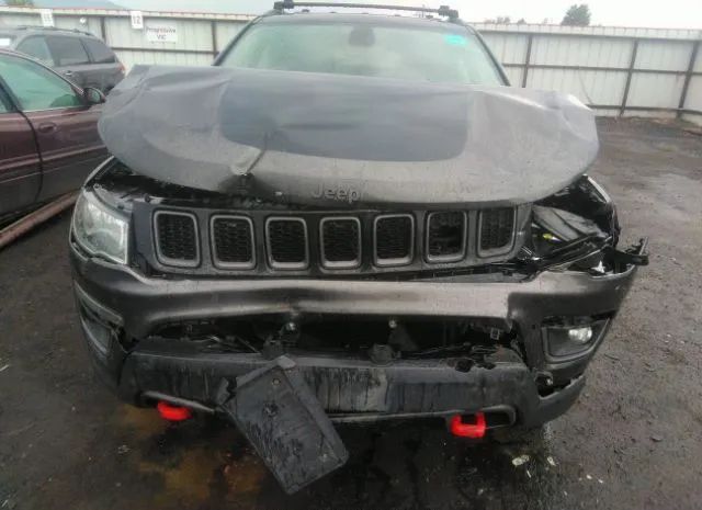 Photo 5 VIN: 3C4NJDDB8JT451493 - JEEP COMPASS 