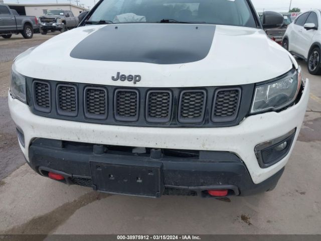 Photo 5 VIN: 3C4NJDDB8JT478774 - JEEP COMPASS 