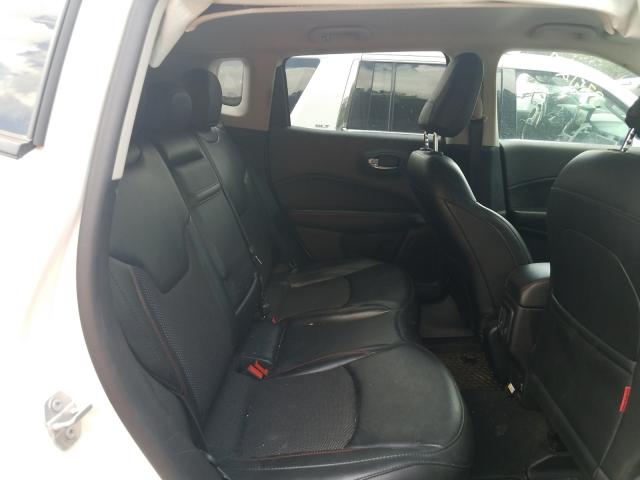 Photo 5 VIN: 3C4NJDDB8KT733019 - JEEP COMPASS TR 