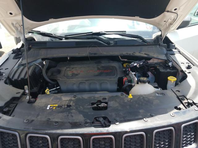 Photo 6 VIN: 3C4NJDDB8KT733019 - JEEP COMPASS TR 