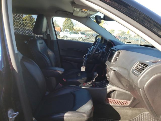 Photo 4 VIN: 3C4NJDDB8KT747874 - JEEP COMPASS TR 