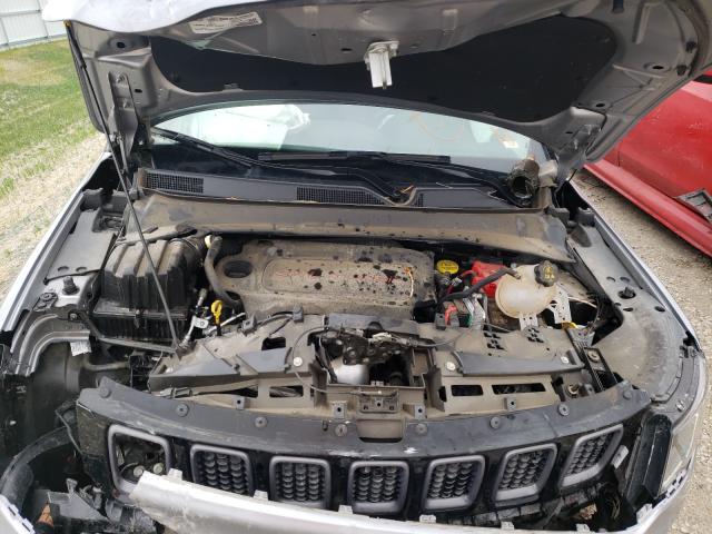 Photo 6 VIN: 3C4NJDDB8KT766568 - JEEP COMPASS 