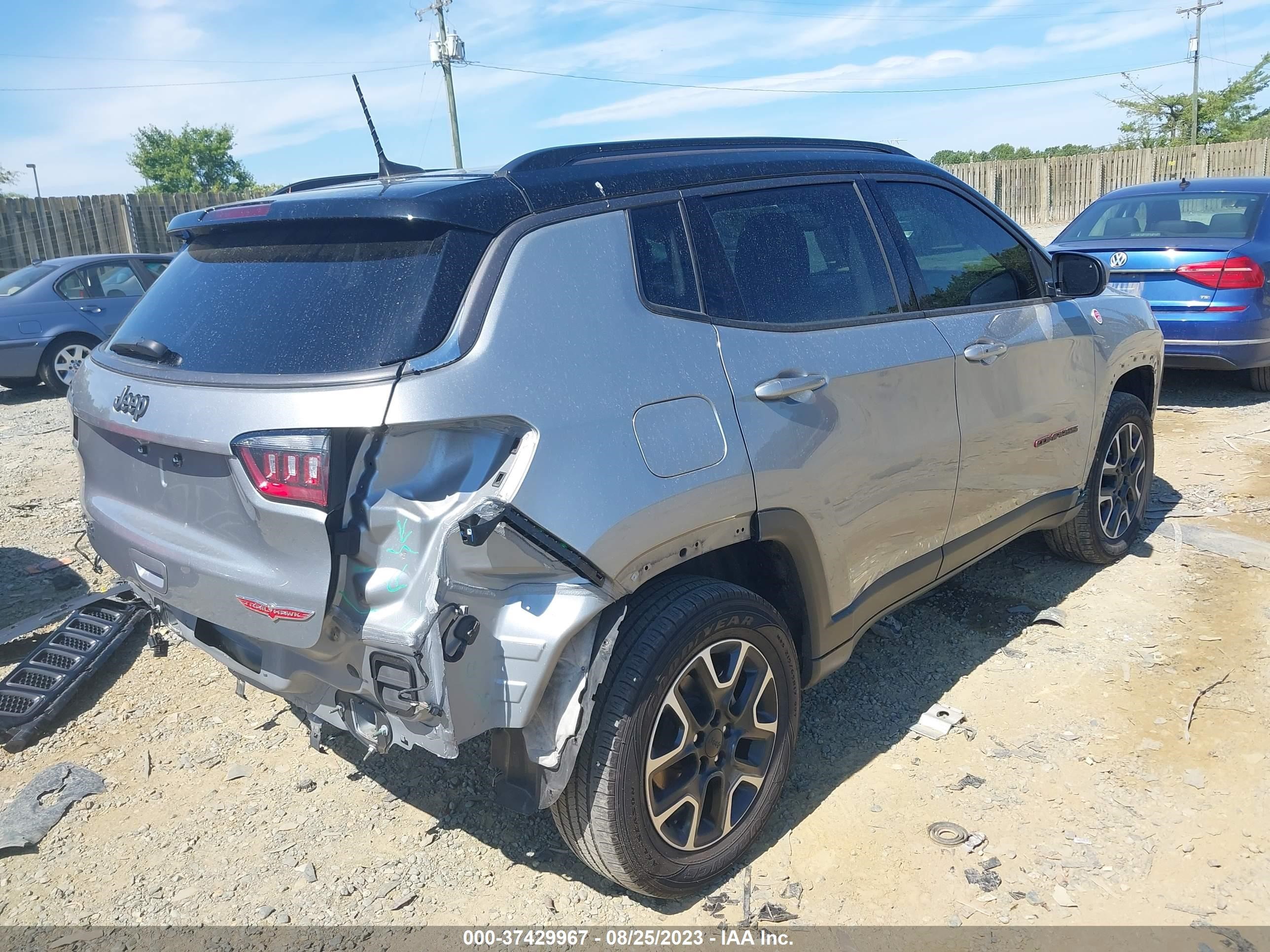 Photo 3 VIN: 3C4NJDDB8MT503578 - JEEP COMPASS 