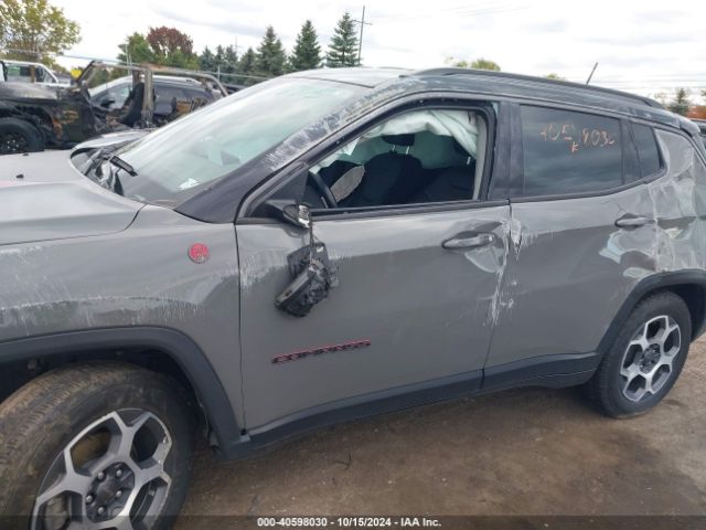 Photo 5 VIN: 3C4NJDDB8NT162815 - JEEP COMPASS 