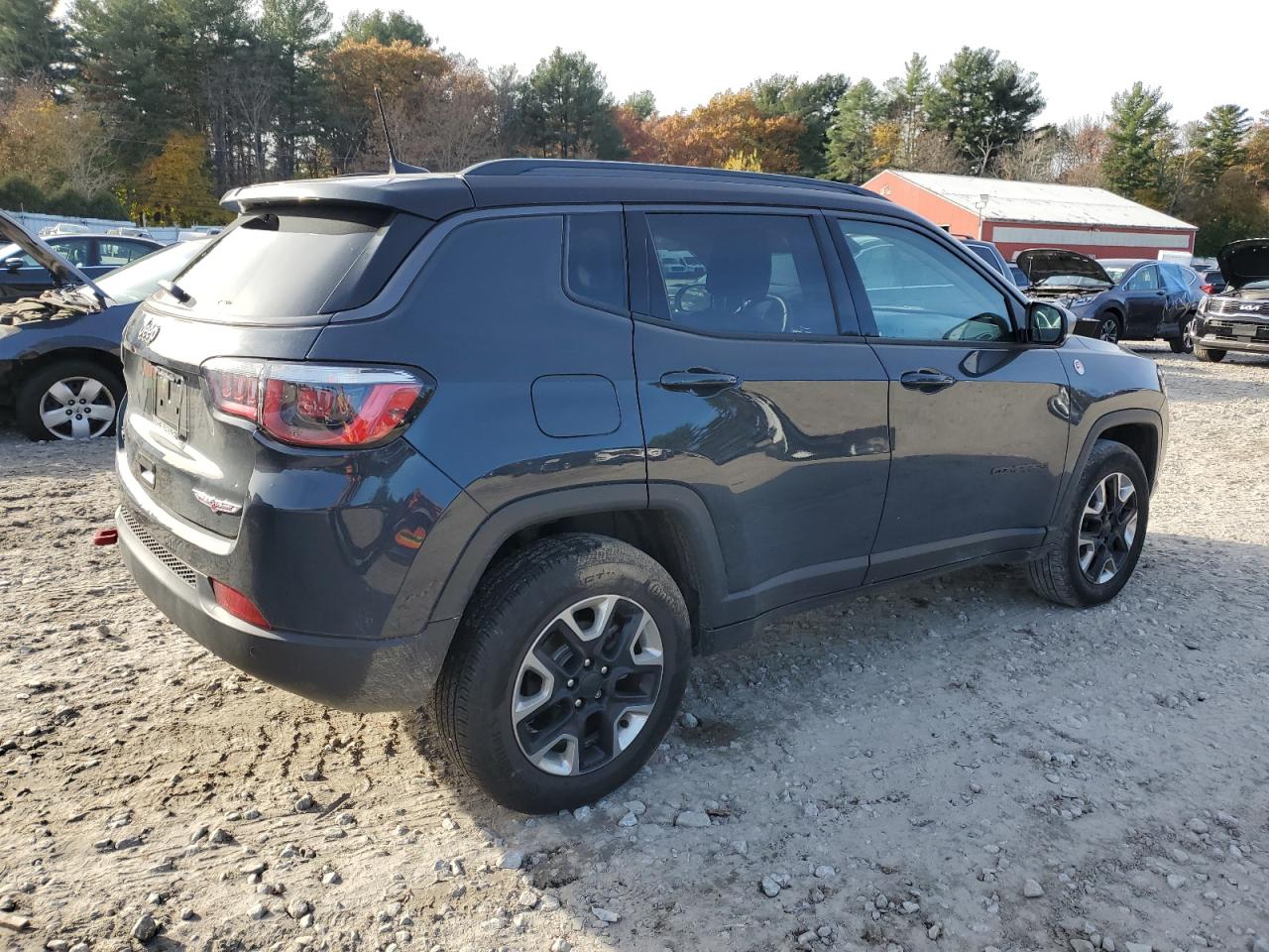 Photo 2 VIN: 3C4NJDDB9JT150781 - JEEP COMPASS 