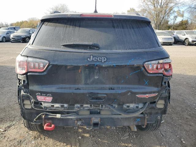 Photo 5 VIN: 3C4NJDDB9JT168892 - JEEP COMPASS 