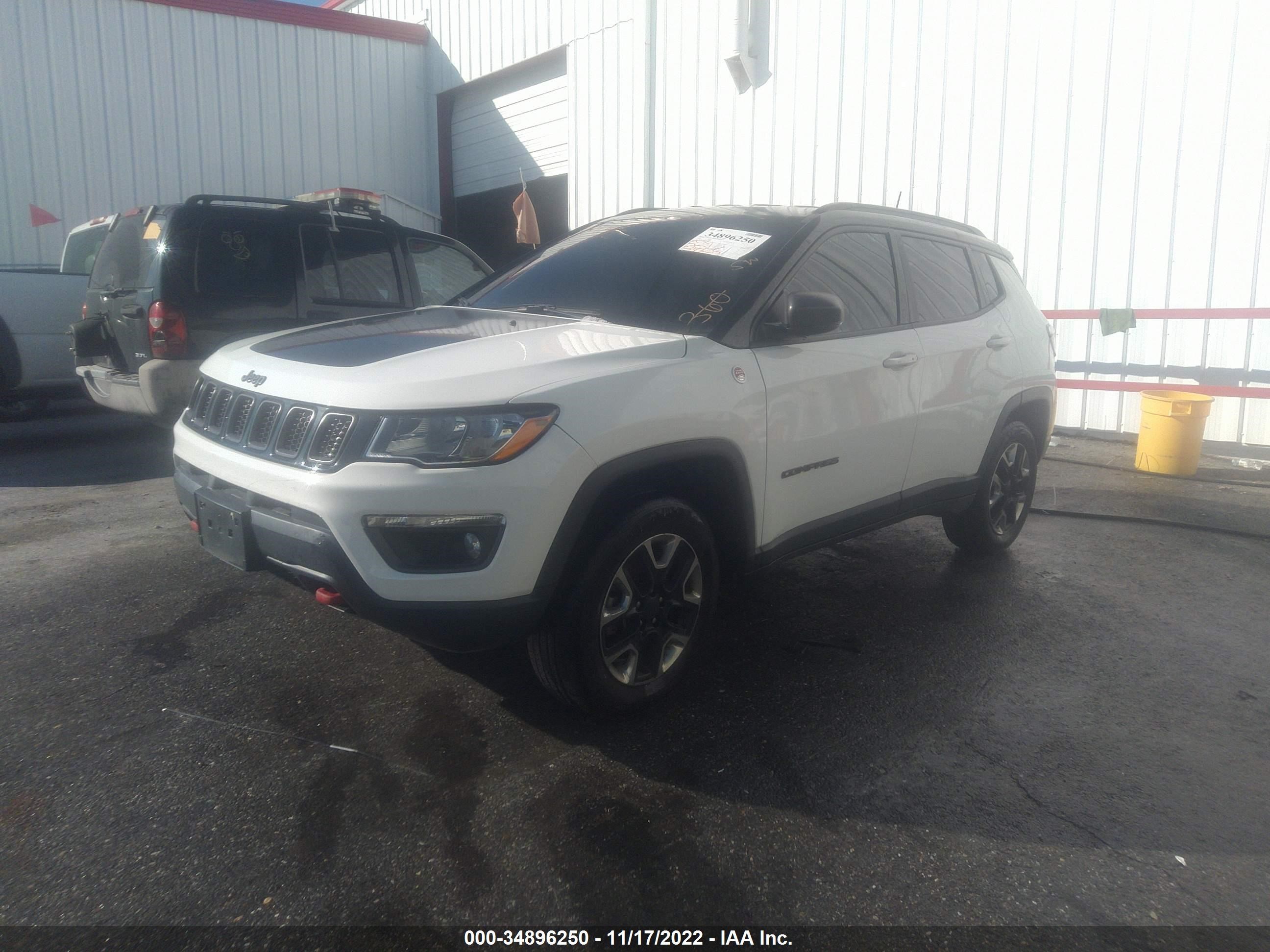 Photo 1 VIN: 3C4NJDDB9JT174546 - JEEP COMPASS 