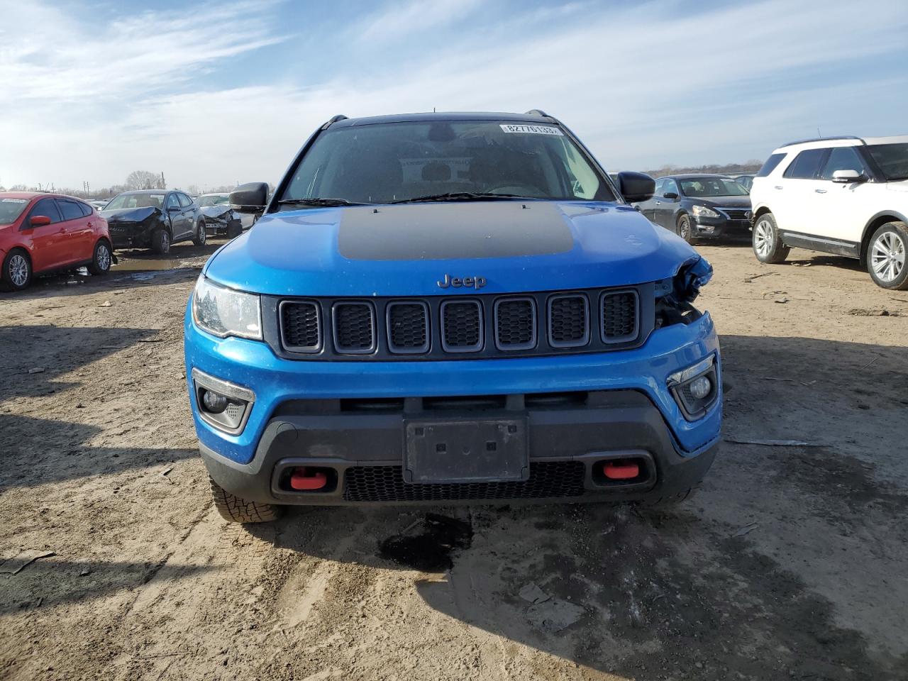 Photo 4 VIN: 3C4NJDDB9JT211921 - JEEP COMPASS 