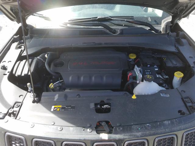 Photo 6 VIN: 3C4NJDDB9JT450823 - JEEP COMPASS TR 