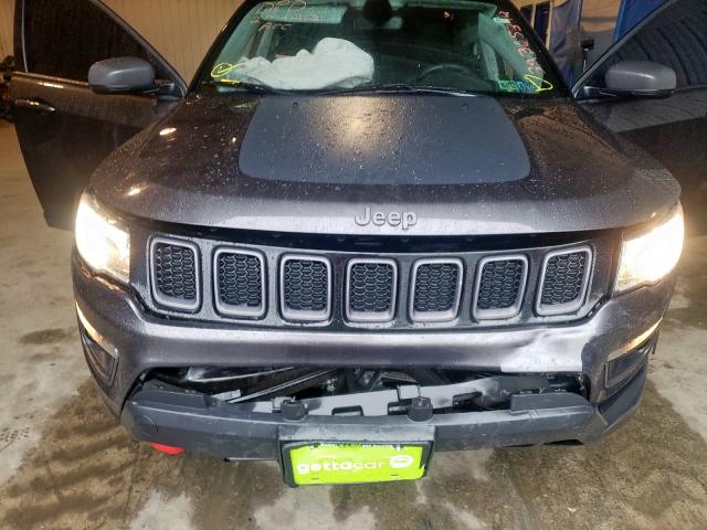 Photo 6 VIN: 3C4NJDDB9KT733434 - JEEP COMPASS TR 