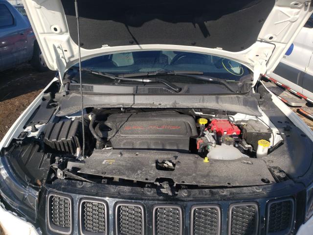 Photo 6 VIN: 3C4NJDDB9LT166787 - JEEP COMPASS TR 