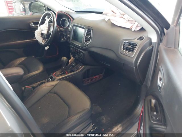 Photo 4 VIN: 3C4NJDDB9MT601289 - JEEP COMPASS 