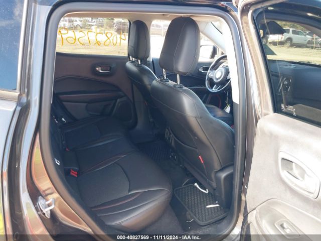 Photo 7 VIN: 3C4NJDDBXJT174572 - JEEP COMPASS 