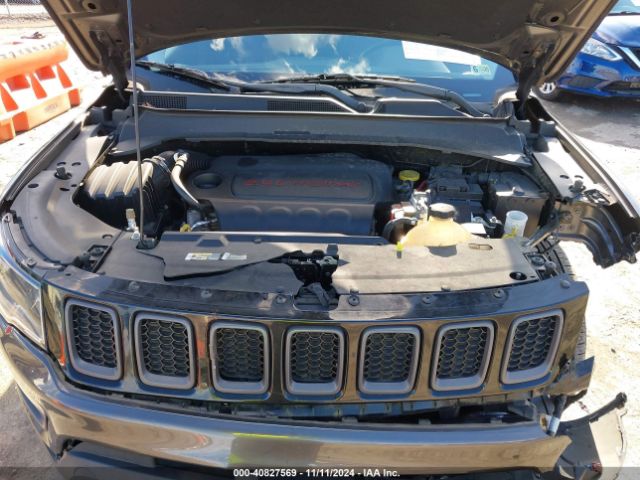 Photo 9 VIN: 3C4NJDDBXJT174572 - JEEP COMPASS 