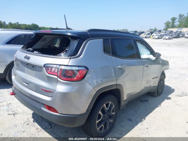 Photo 3 VIN: 3C4NJDDBXKT721258 - JEEP COMPASS 