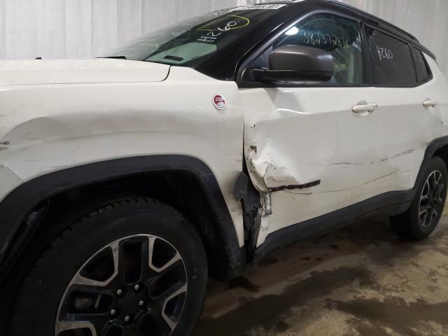 Photo 8 VIN: 3C4NJDDBXKT744782 - JEEP COMPASS TR 