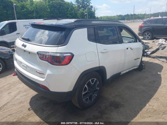 Photo 3 VIN: 3C4NJDDBXKT800056 - JEEP COMPASS 