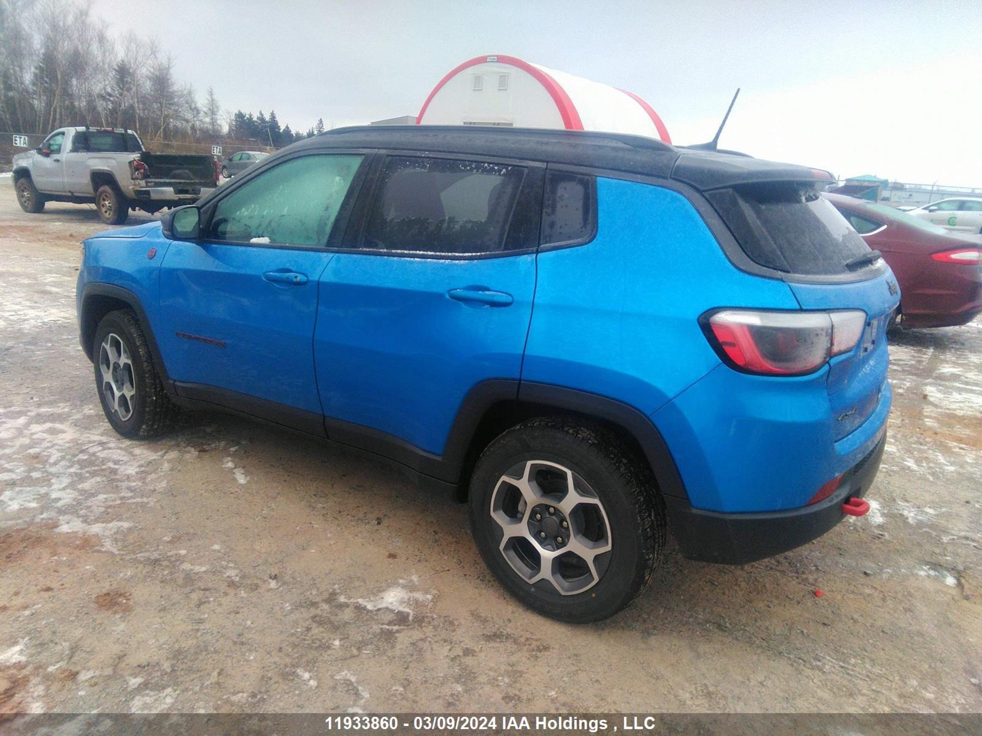 Photo 2 VIN: 3C4NJDDBXNT149631 - JEEP COMPASS 