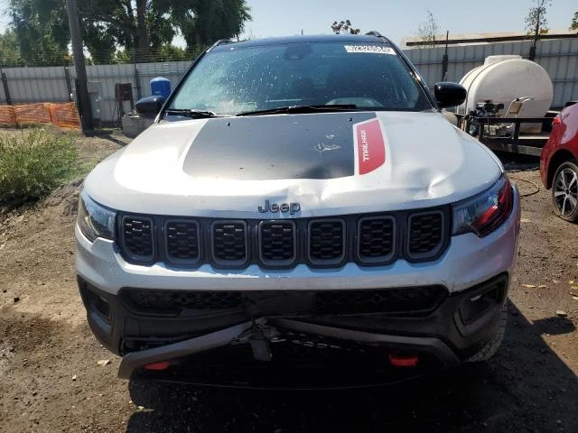 Photo 4 VIN: 3C4NJDDN2RT144911 - JEEP COMPASS TR 