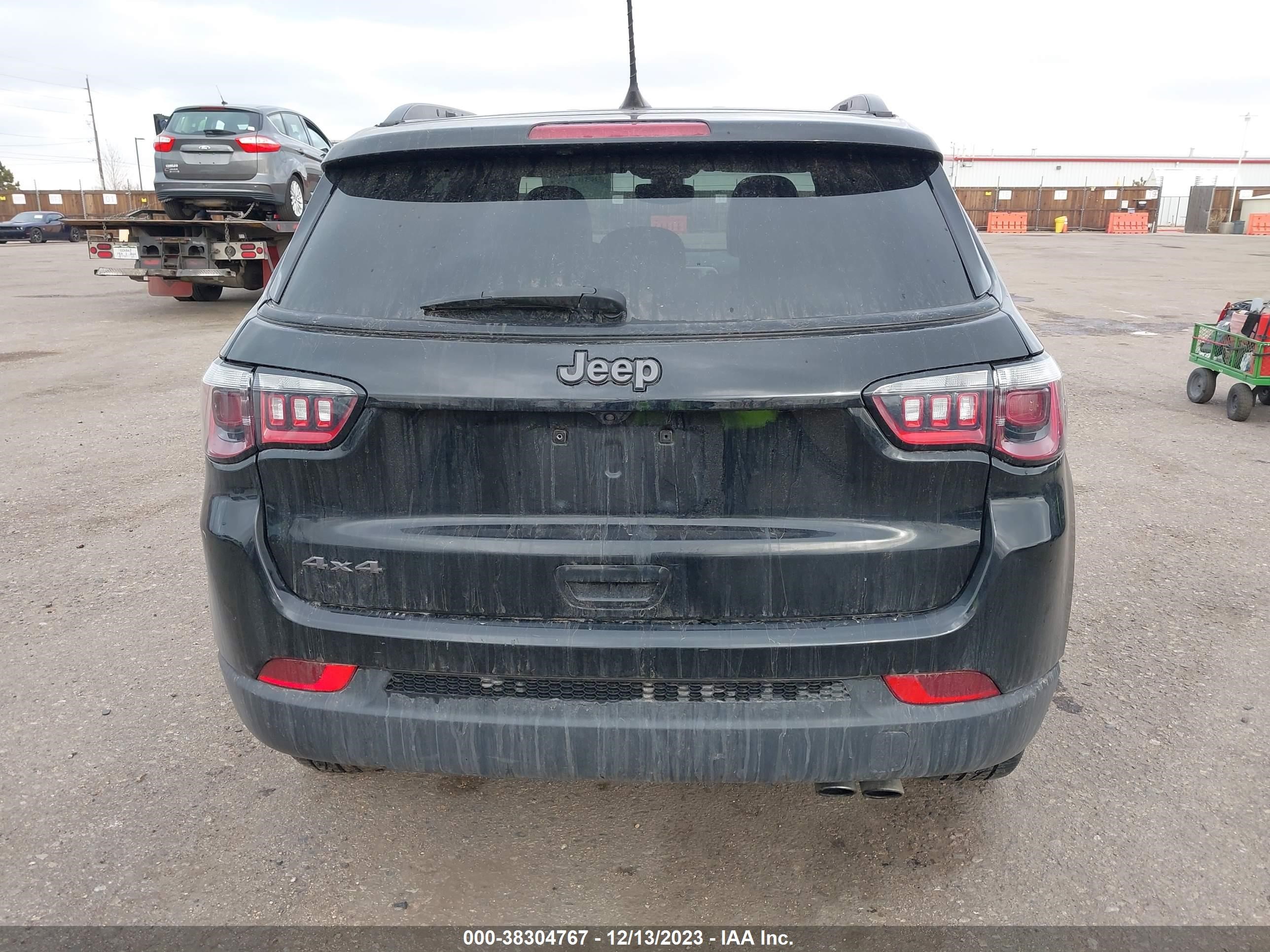 Photo 15 VIN: 3C4NJDEB9MT601226 - JEEP COMPASS 