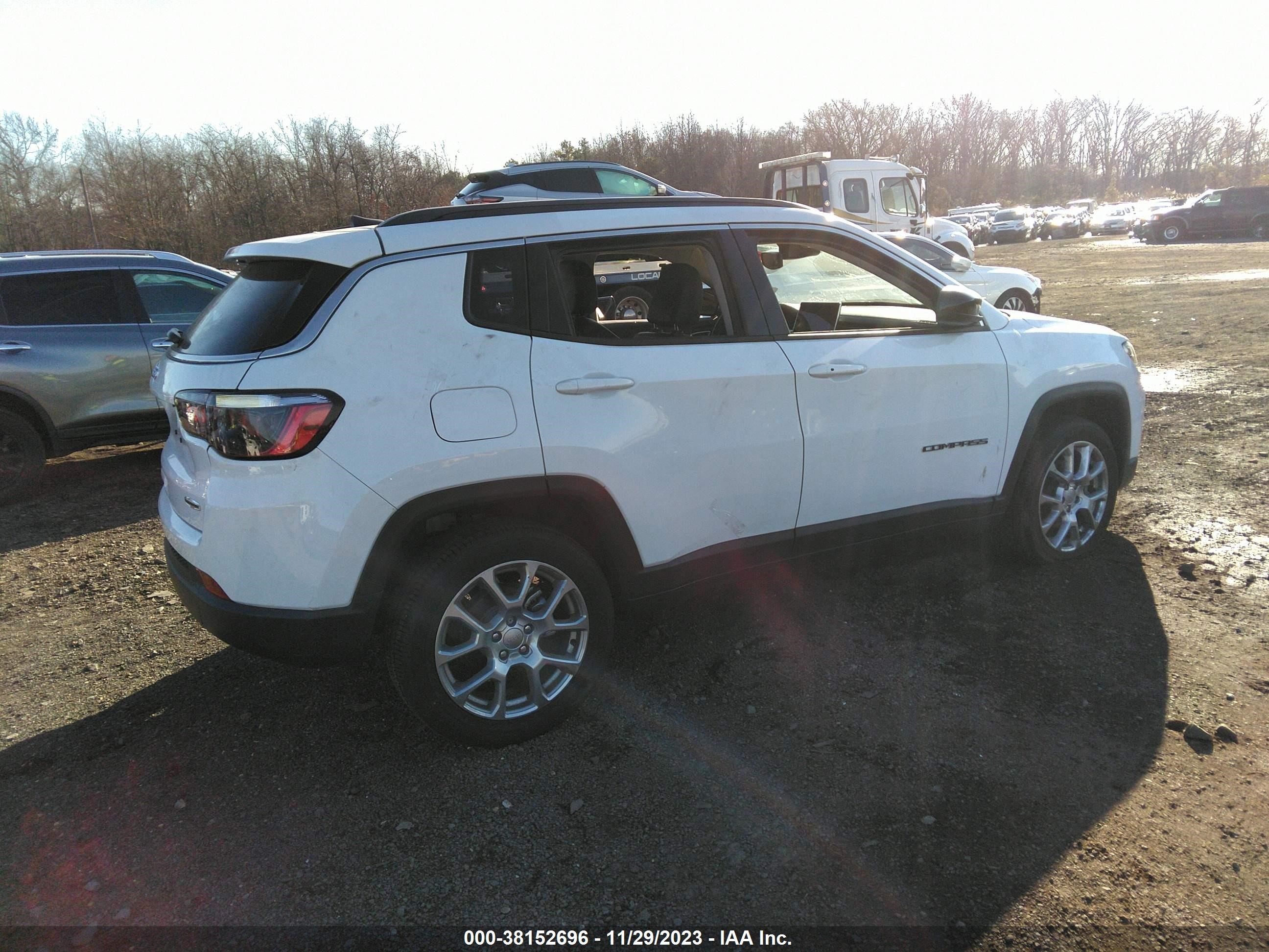 Photo 3 VIN: 3C4NJDFB2NT180806 - JEEP COMPASS 