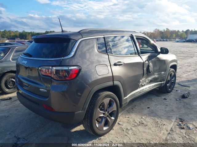 Photo 3 VIN: 3C4NJDFB3NT134921 - JEEP COMPASS 