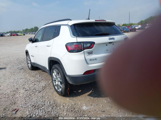 Photo 2 VIN: 3C4NJDFB6NT113352 - JEEP COMPASS 