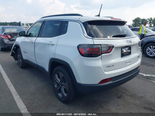 Photo 2 VIN: 3C4NJDFB9NT129190 - JEEP COMPASS 