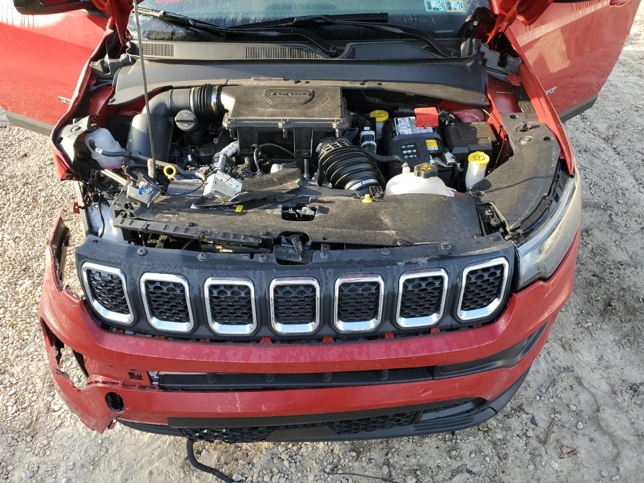 Photo 10 VIN: 3C4NJDFN0PT518880 - JEEP COMPASS 