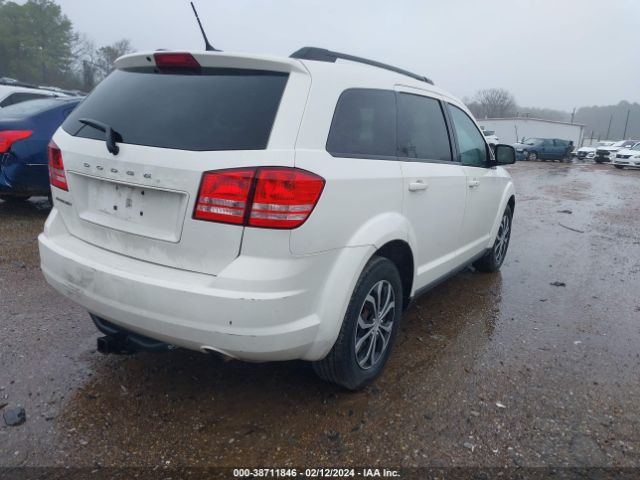 Photo 3 VIN: 3C4PDCAB0GT152149 - DODGE JOURNEY 