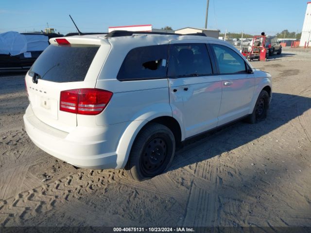 Photo 3 VIN: 3C4PDCAB0JT158895 - DODGE JOURNEY 