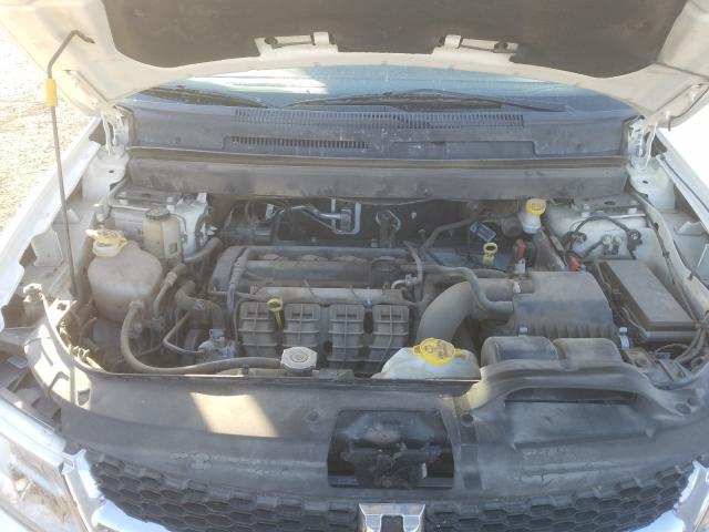 Photo 6 VIN: 3C4PDCAB0JT183764 - DODGE JOURNEY SE 