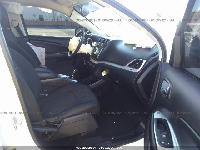 Photo 4 VIN: 3C4PDCAB0JT183814 - DODGE JOURNEY 