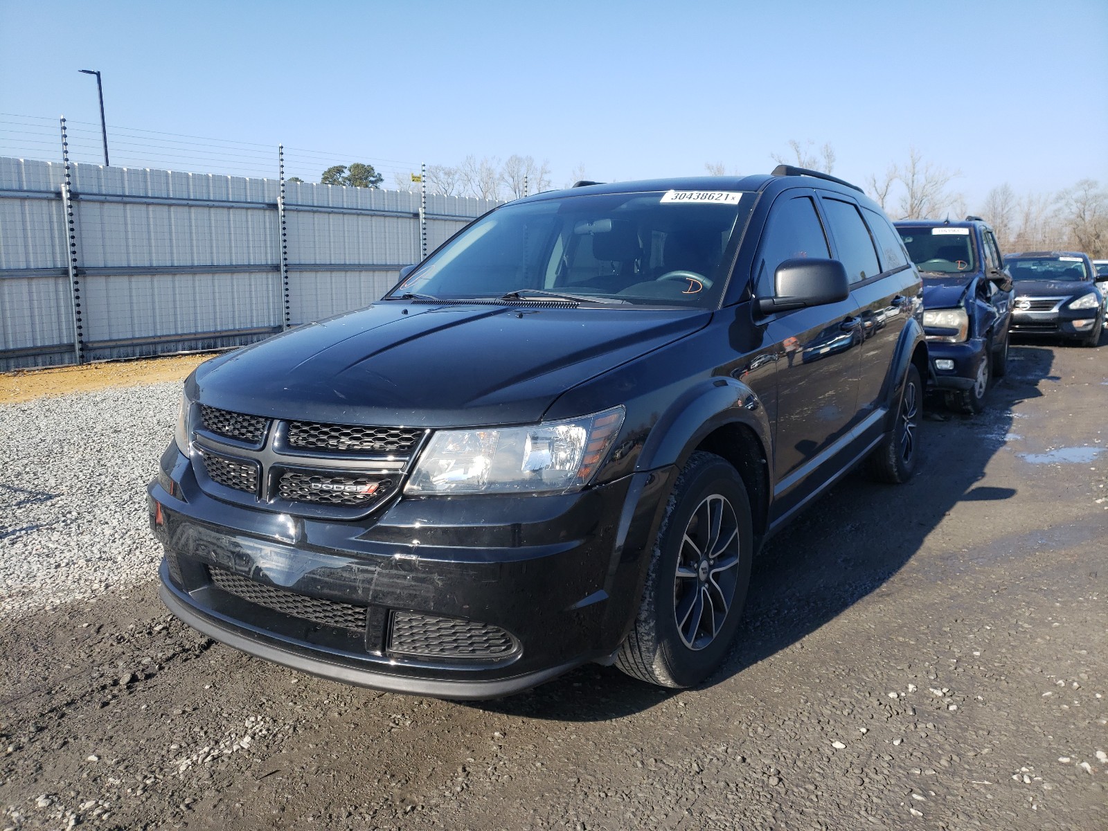 Photo 1 VIN: 3C4PDCAB0JT216505 - DODGE JOURNEY SE 