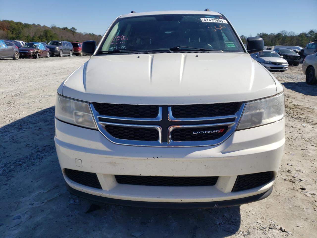 Photo 4 VIN: 3C4PDCAB0JT375718 - DODGE JOURNEY 